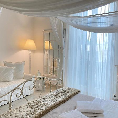 Ai Raggi Di Sole Bed & Breakfast Lecce Eksteriør bilde