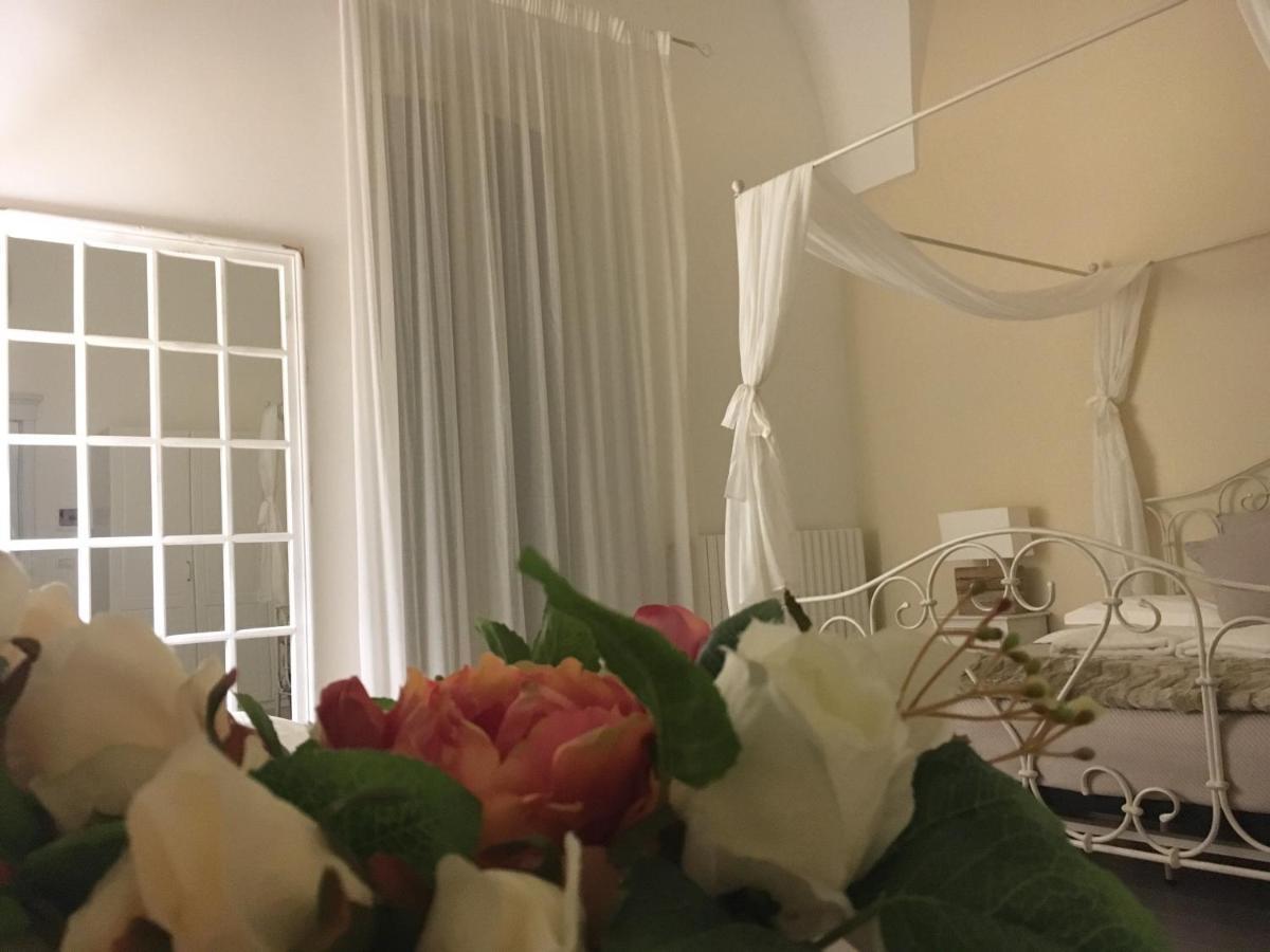 Ai Raggi Di Sole Bed & Breakfast Lecce Eksteriør bilde