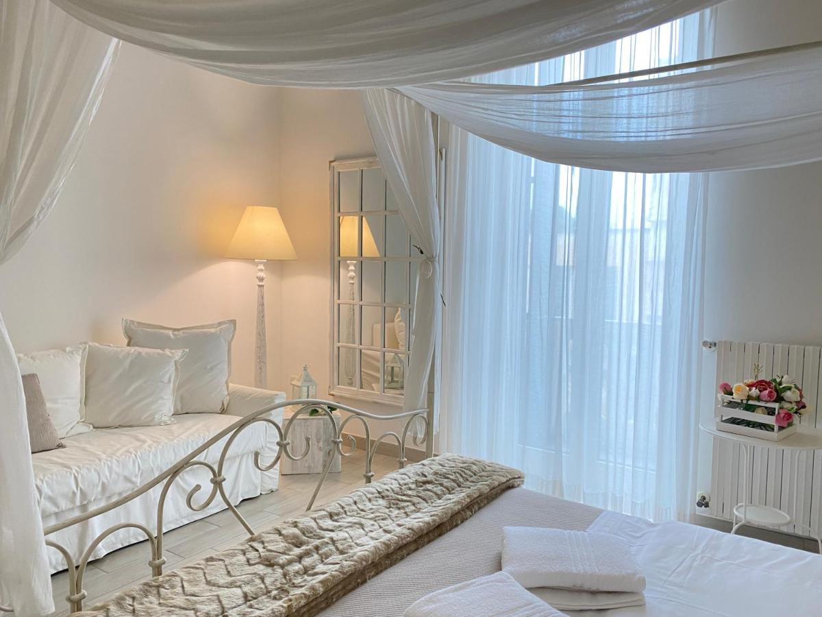 Ai Raggi Di Sole Bed & Breakfast Lecce Eksteriør bilde