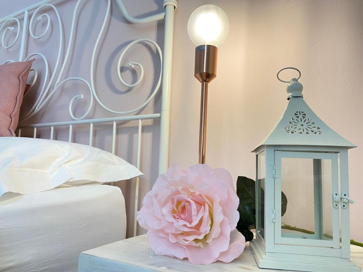 Ai Raggi Di Sole Bed & Breakfast Lecce Eksteriør bilde